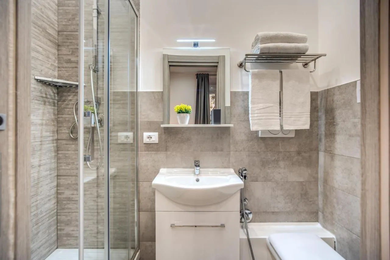 Tacito 23 Luxury Rooms Roma